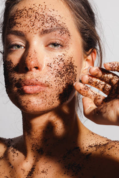 11 Benefits of Exfoliating Your Face: How to Get Glowing Skin