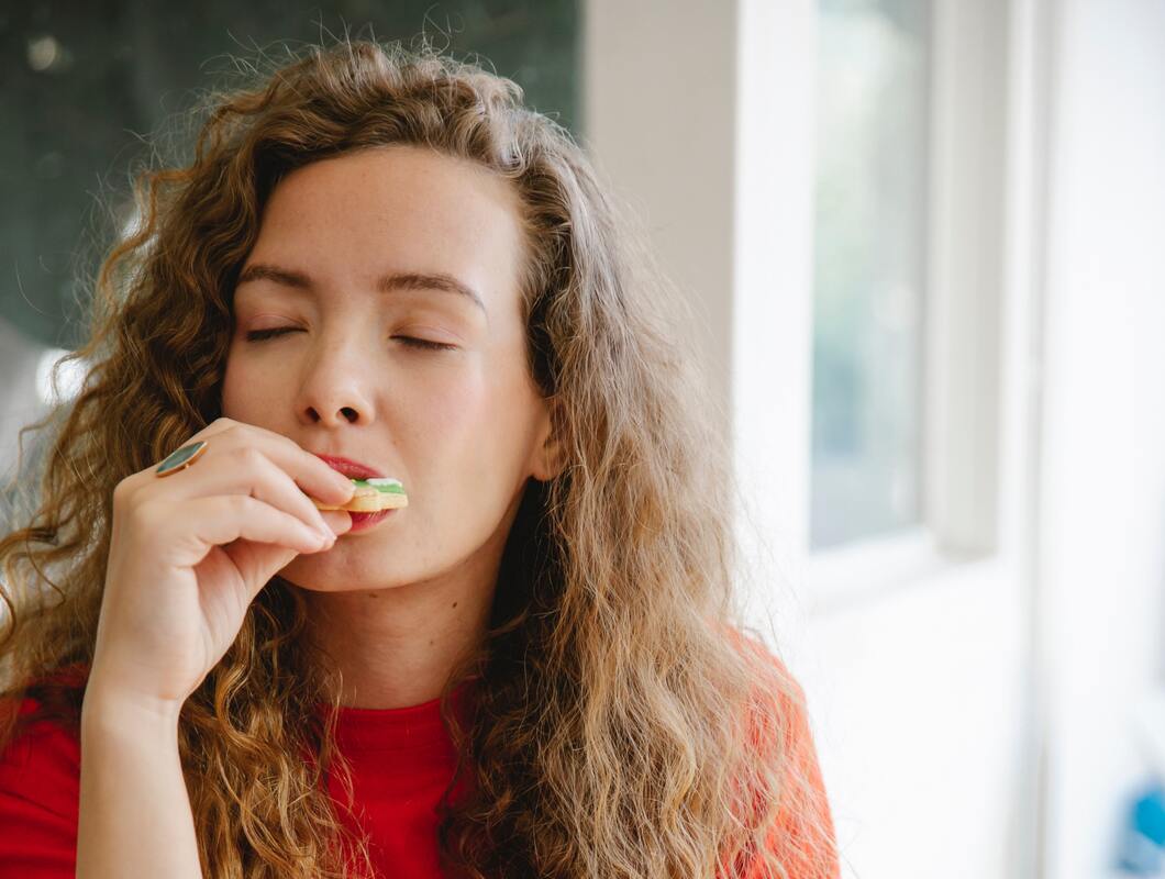 10 Signs You're Suffering from Sugar Addiction